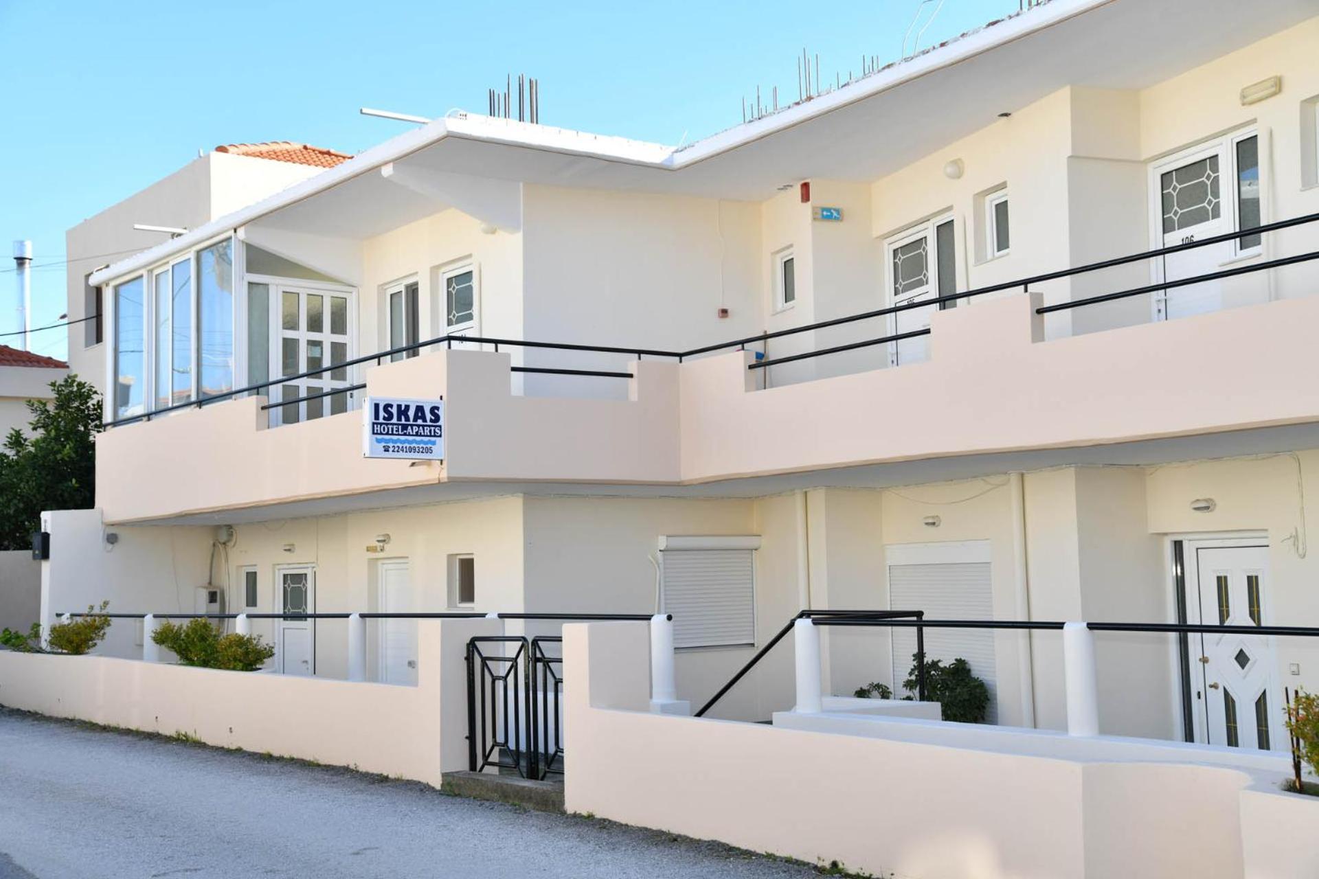 Iskas Apartments Ялисос Екстериор снимка